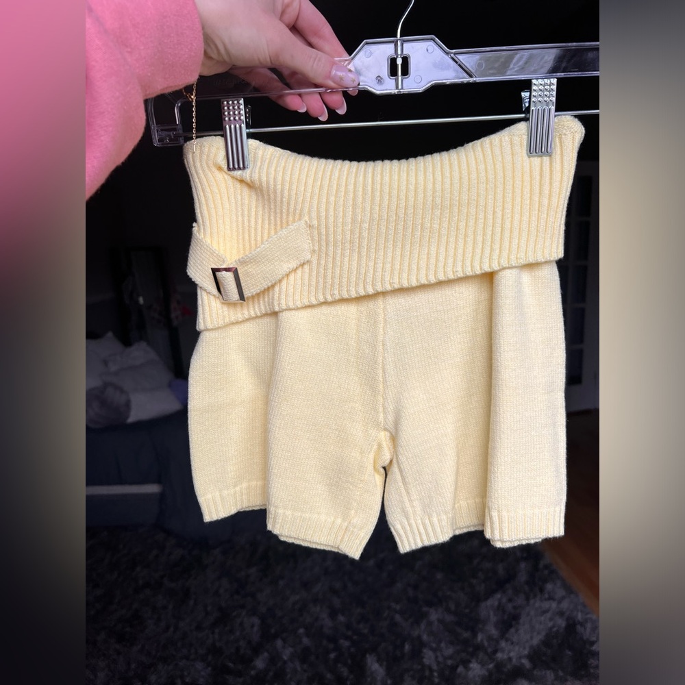 Frankie’s Bikini Cloud Knot Sweatshirt and Shorts